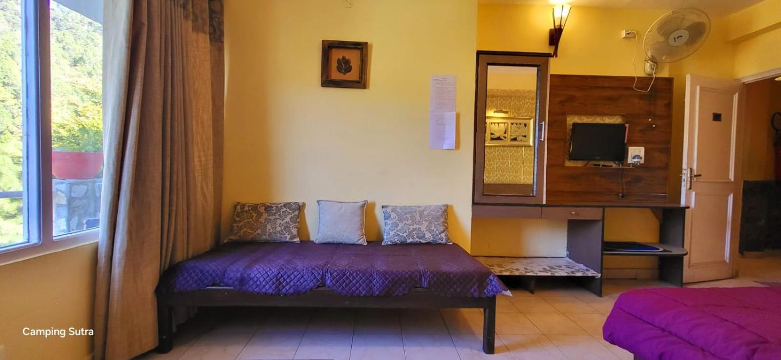 Hotel The Club Nine Mukteshwar Bagian luar foto