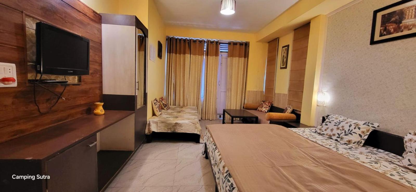 Hotel The Club Nine Mukteshwar Bagian luar foto