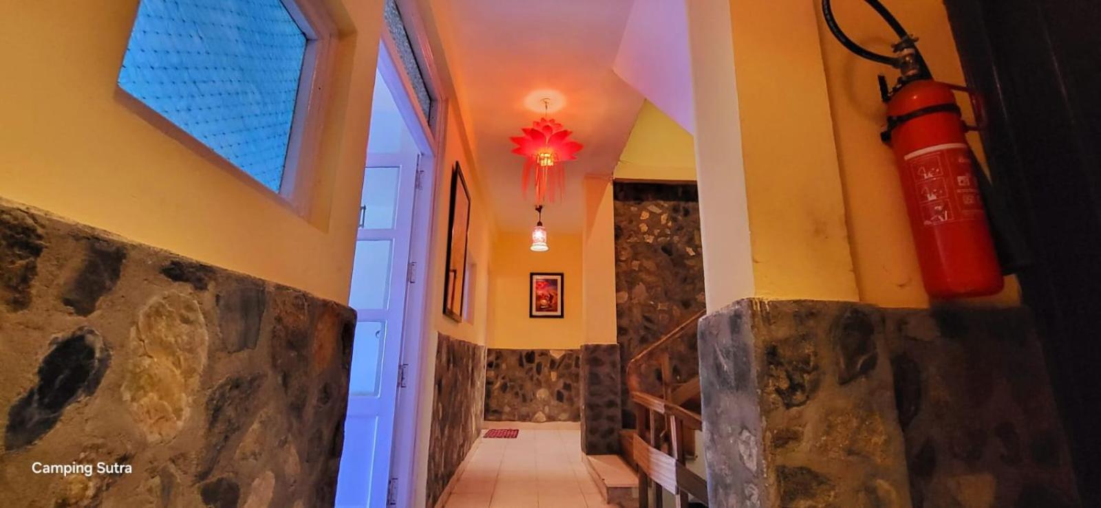 Hotel The Club Nine Mukteshwar Bagian luar foto
